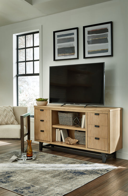 Freslowe LG TV Stand w/Fireplace Option Signature Design by Ashley®