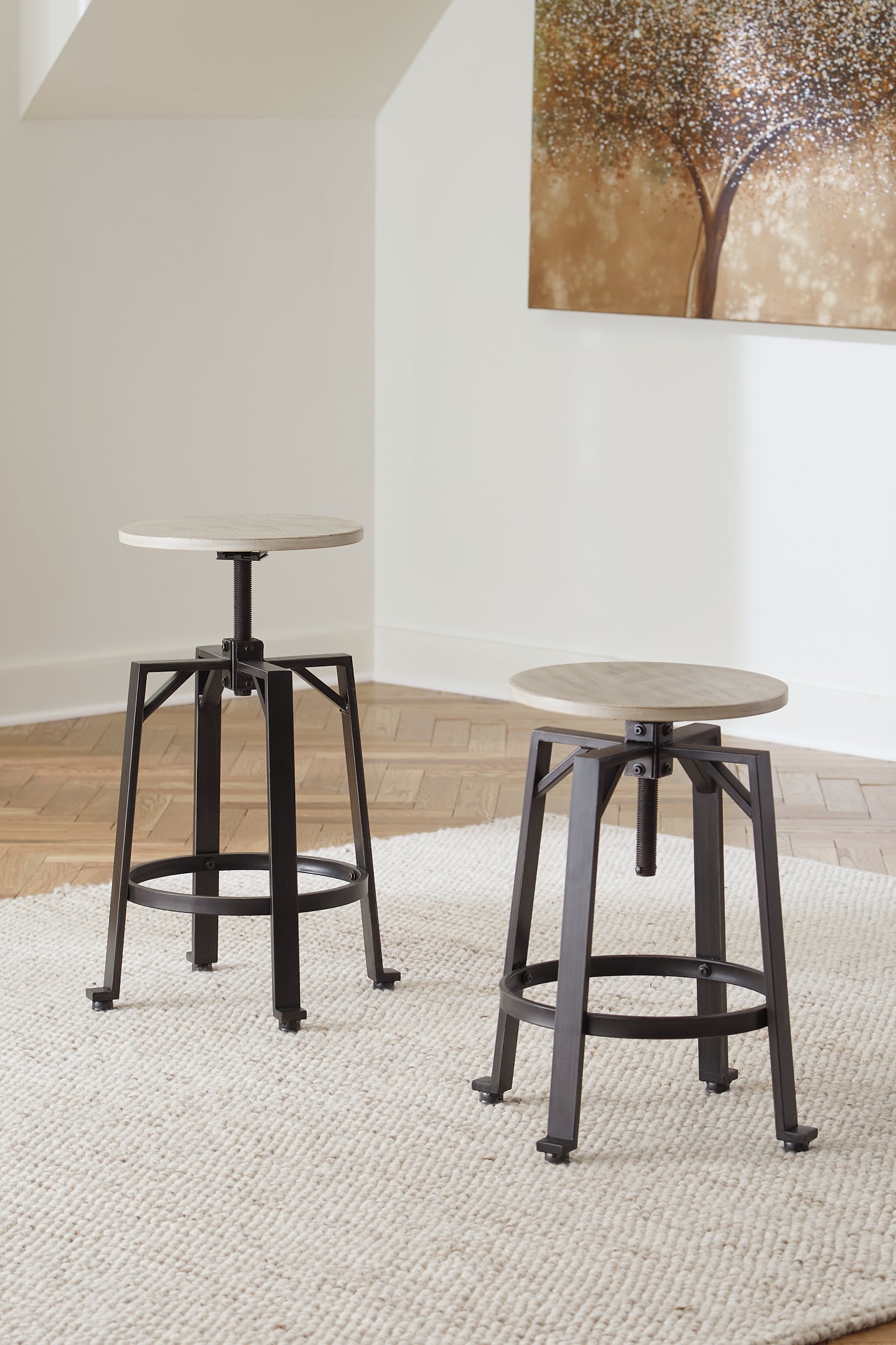 Karisslyn Swivel Stool (2/CN) Signature Design by Ashley®