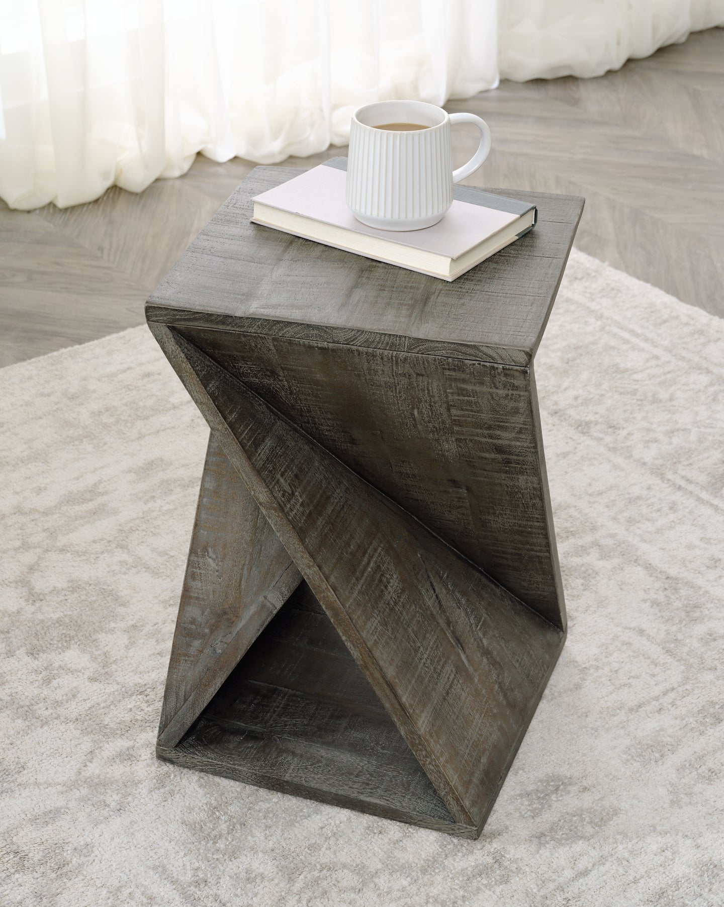 Zalemont Accent Table Signature Design by Ashley®