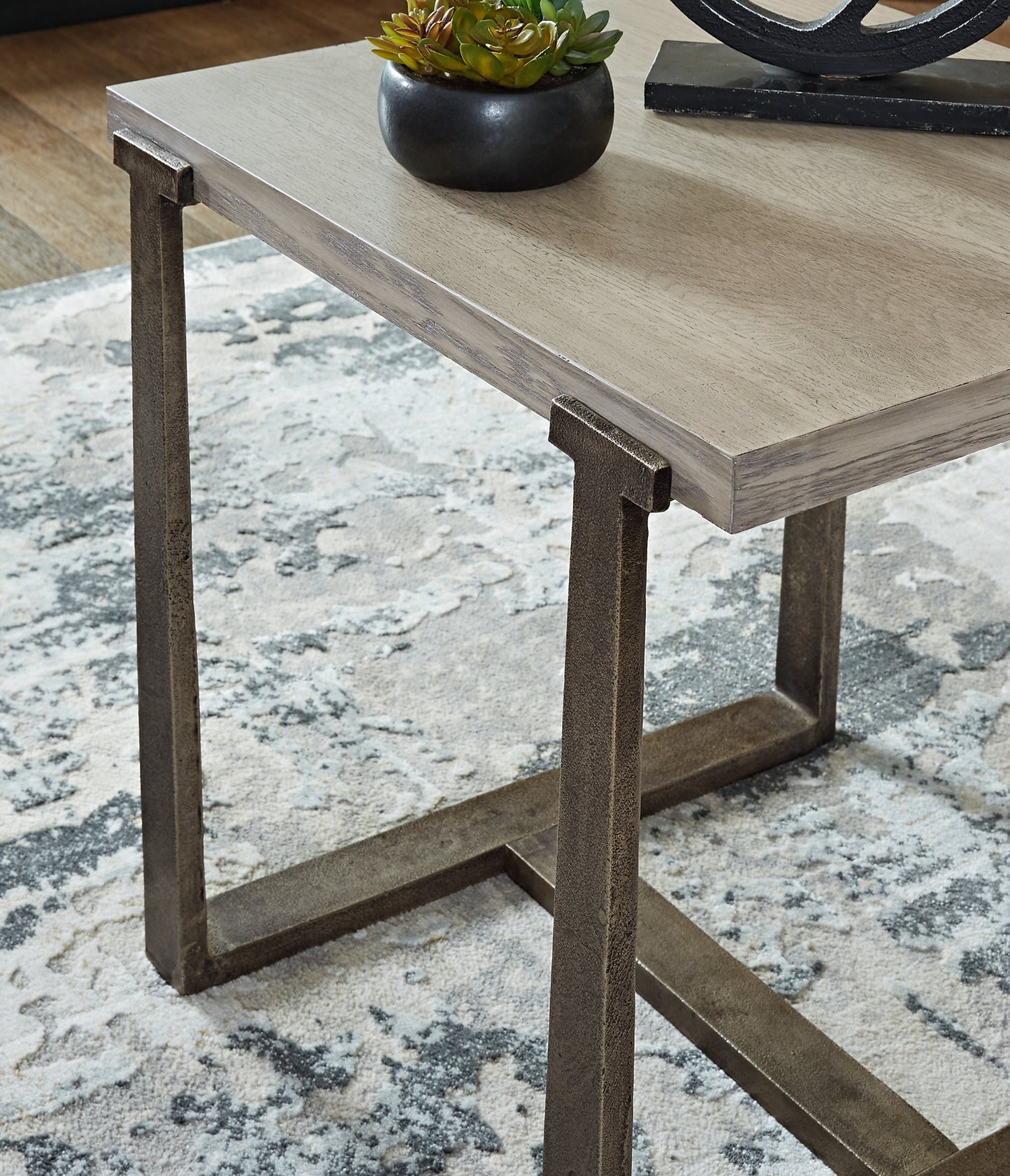 Dalenville Rectangular End Table Signature Design by Ashley®