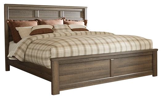 Juararo California King Panel Bed with Mirrored Dresser and 2 Nightstands Signature Design by Ashley®