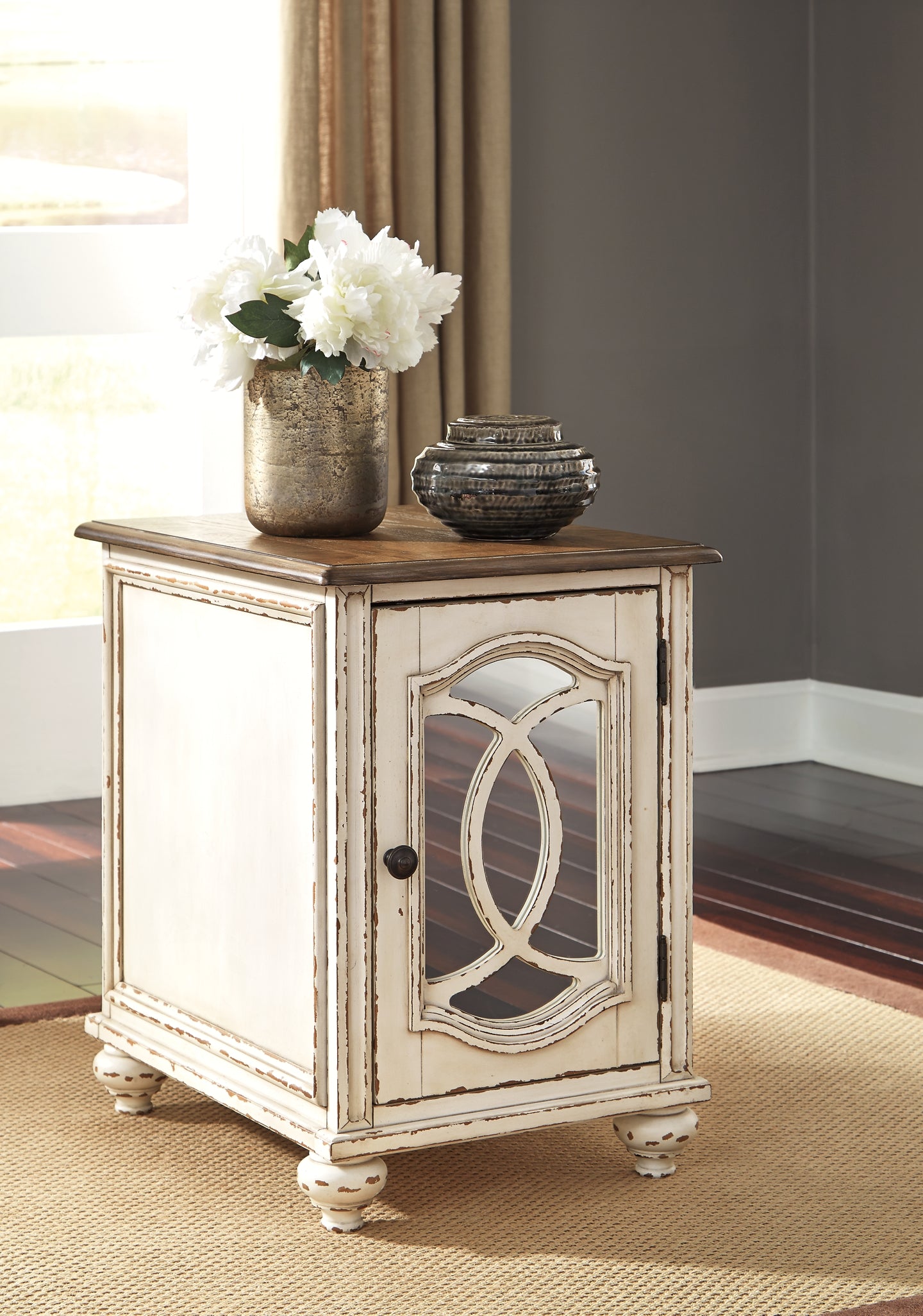 Realyn 2 End Tables Signature Design by Ashley®