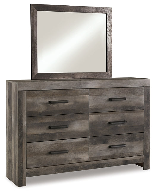 Wynnlow King Panel Bed with Mirrored Dresser and Nightstand Signature Design by Ashley®