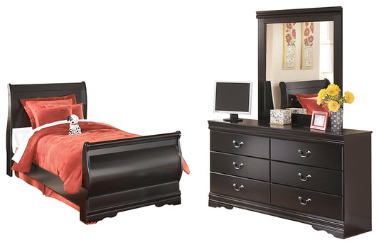 Huey Vineyard Twin Sleigh Bed with Mirrored Dresser Signature Design by Ashley®