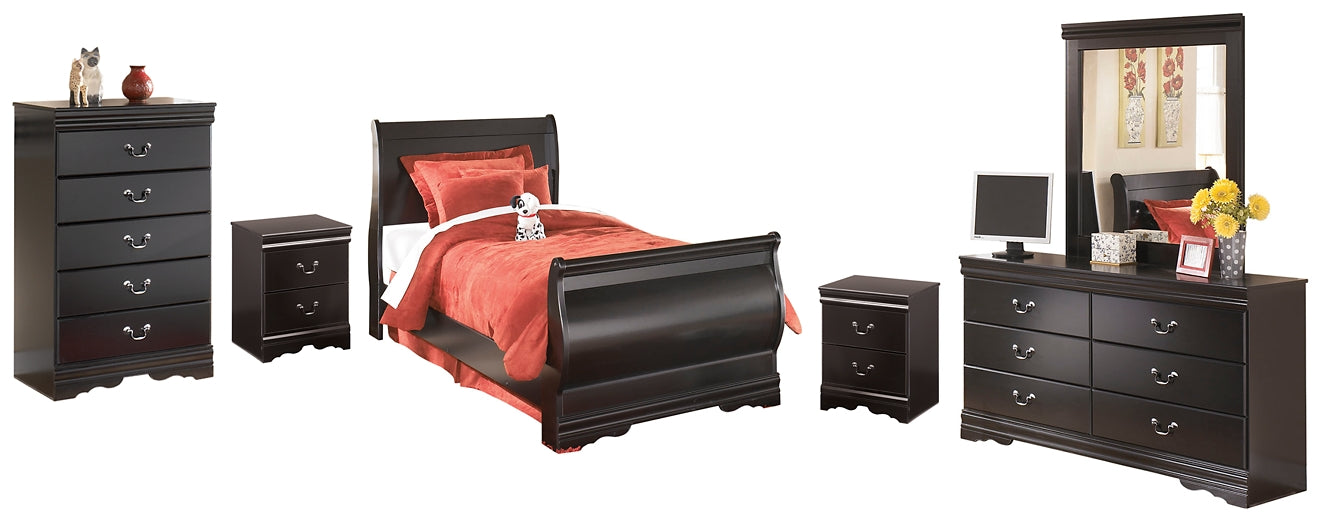 Huey Vineyard Twin Sleigh Bed with Mirrored Dresser, Chest and 2 Nightstands Signature Design by Ashley®