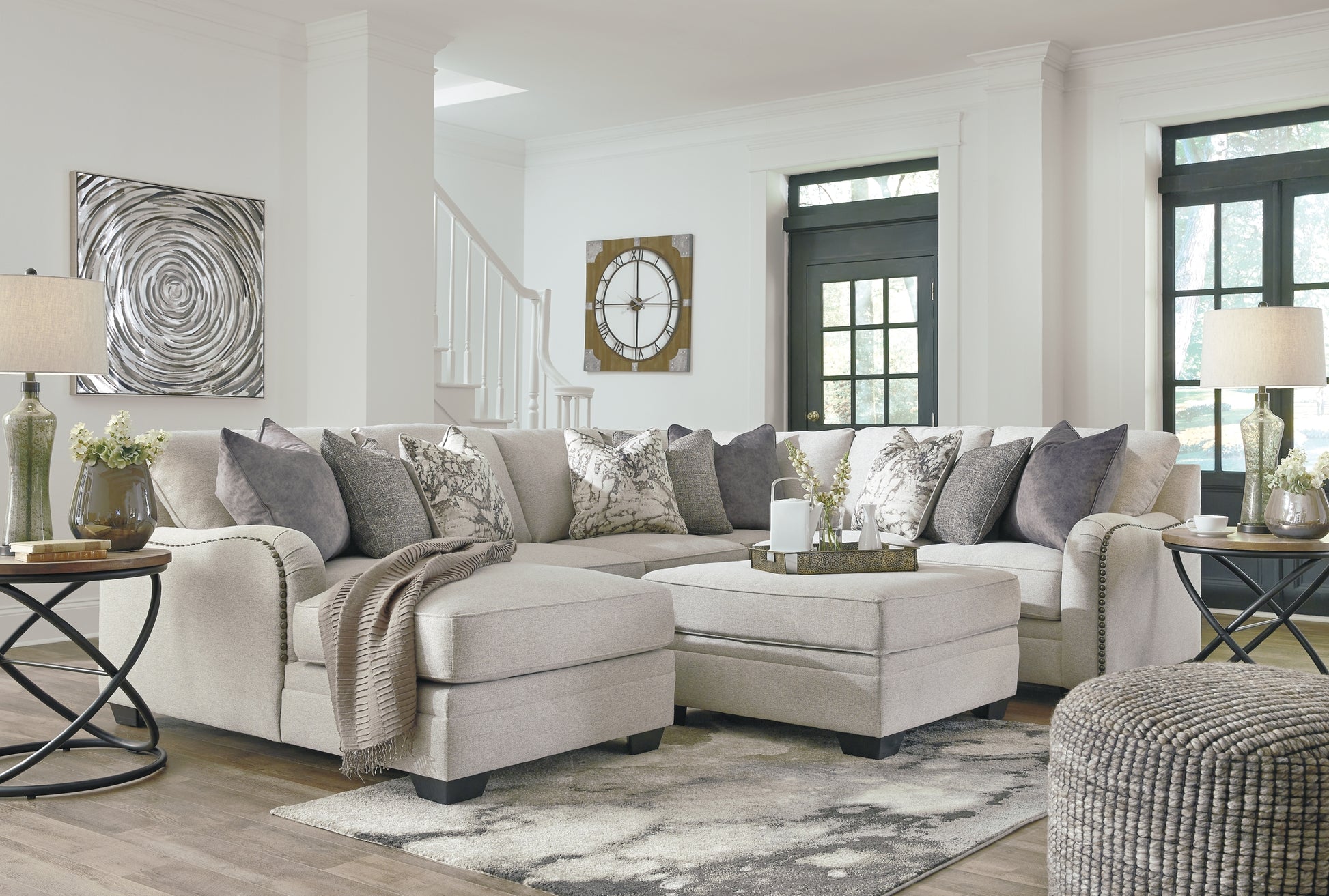 Dellara 4-Piece Sectional with Ottoman Benchcraft®