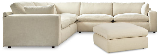 Elyza 5-Piece Sectional with Ottoman Benchcraft®