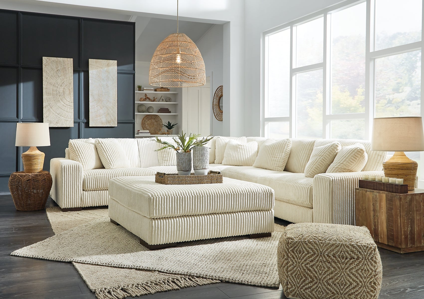 Lindyn 5-Piece Sectional with Ottoman Signature Design by Ashley®