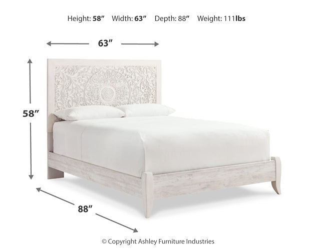 Paxberry Queen Panel Bed with Mirrored Dresser Signature Design by Ashley®