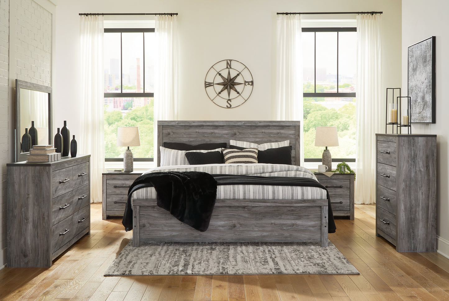 Bronyan King Panel Bed with Mirrored Dresser, Chest and 2 Nightstands Signature Design by Ashley®