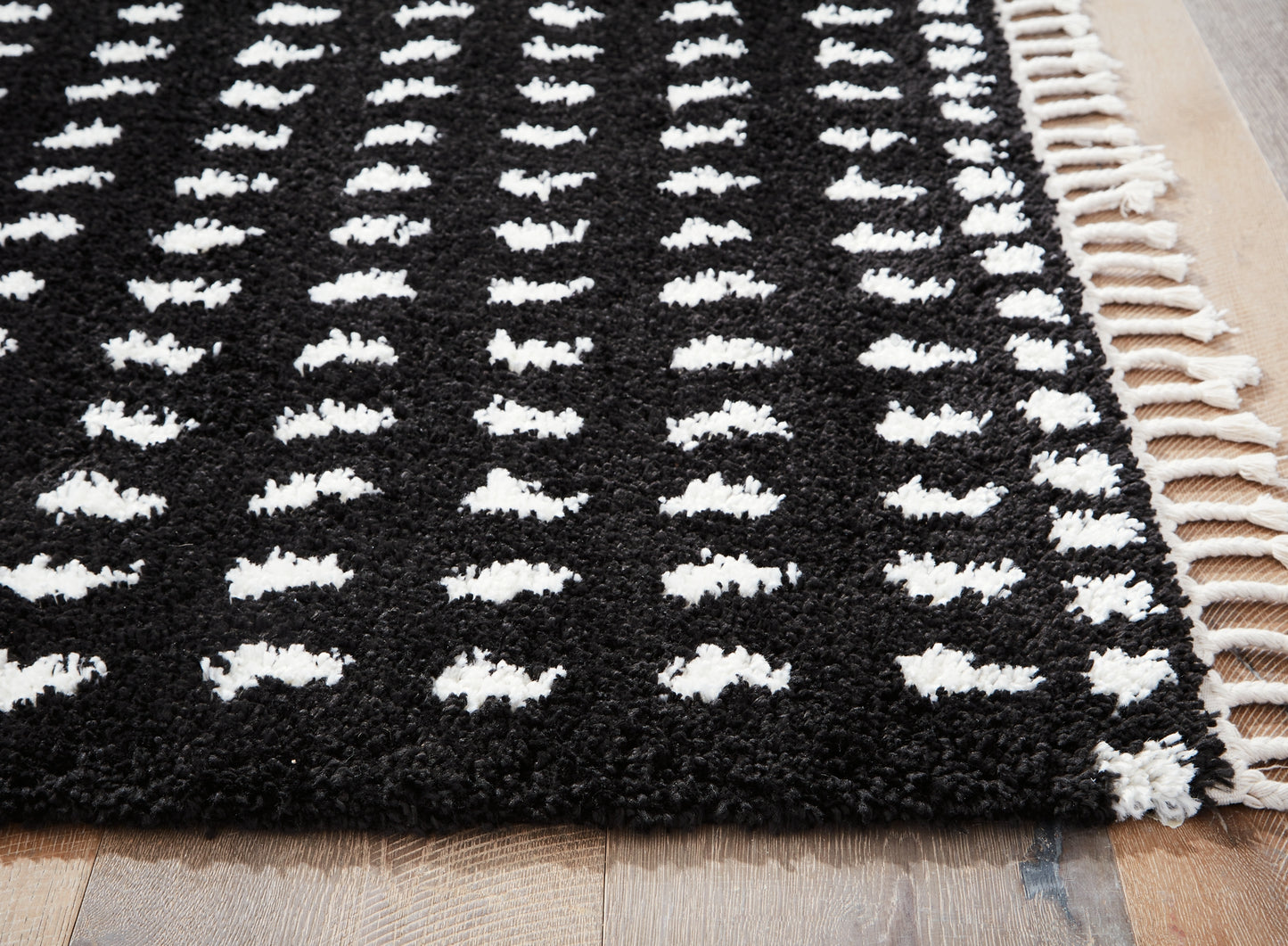 Minston Medium Rug Signature Design by Ashley®