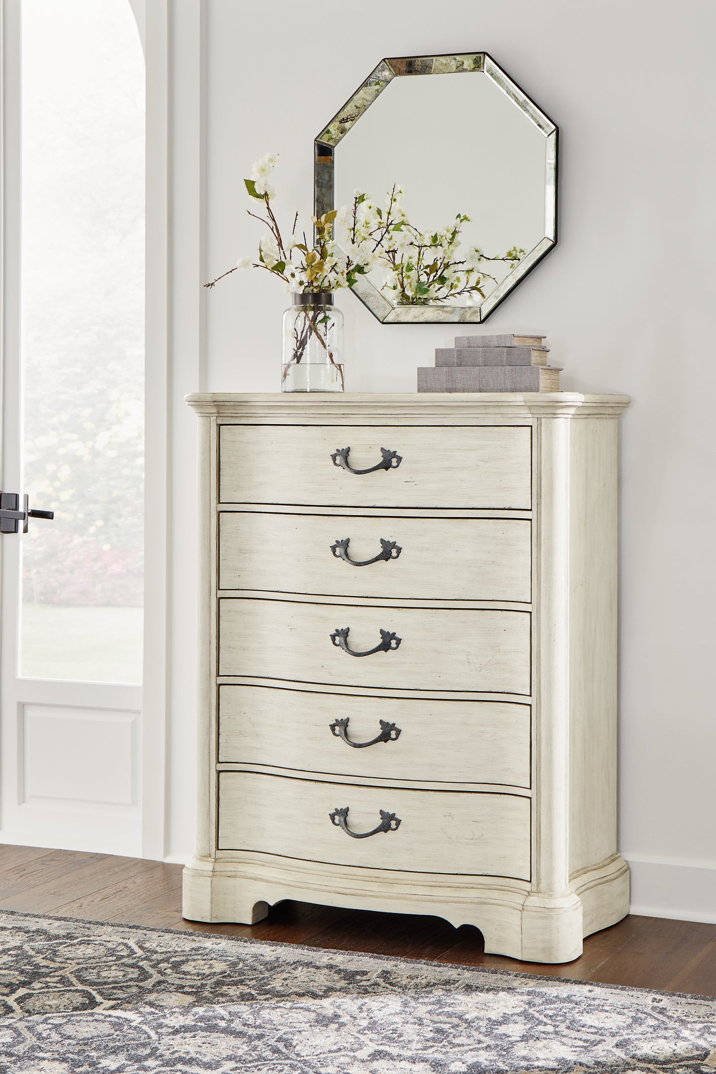 Arlendyne Five Drawer Chest Signature Design by Ashley®