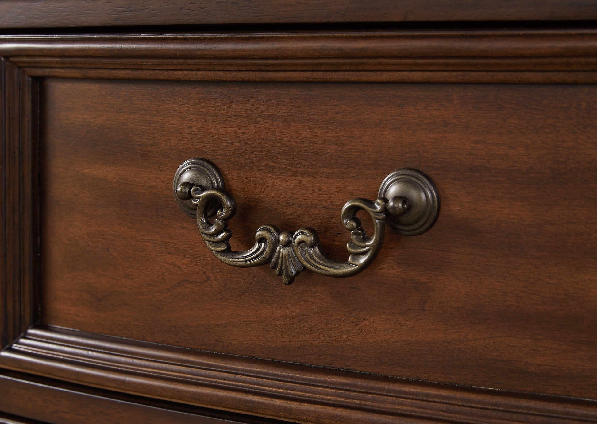 Lavinton Five Drawer Chest Signature Design by Ashley®