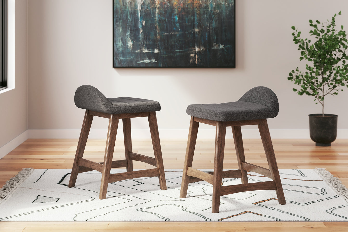 Lyncott Counter Height Dining Table and 4 Barstools Signature Design by Ashley®