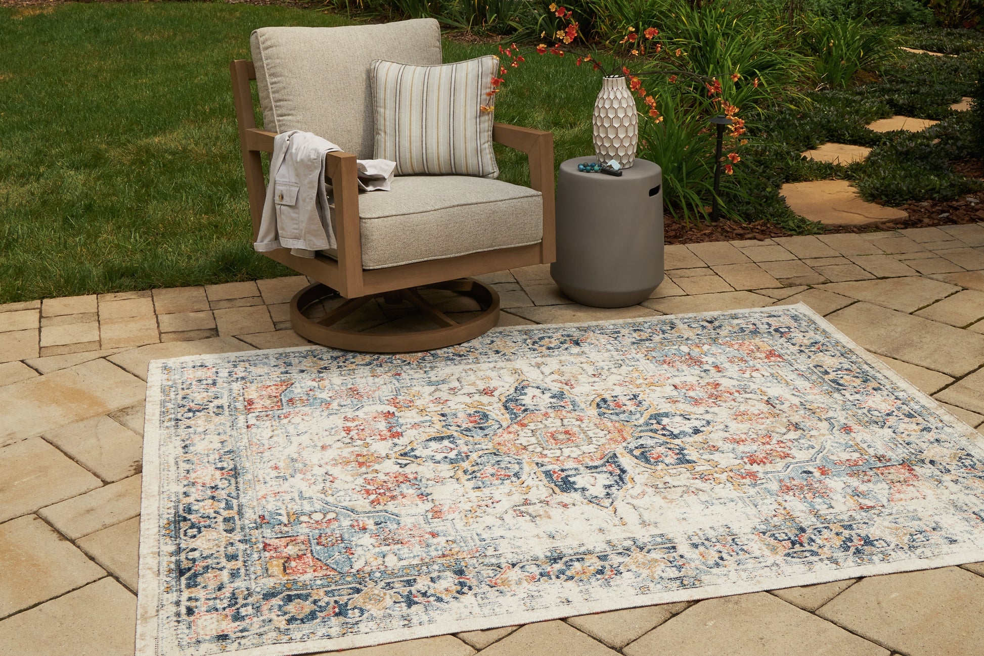 Jarrpage Medium Rug Signature Design by Ashley®