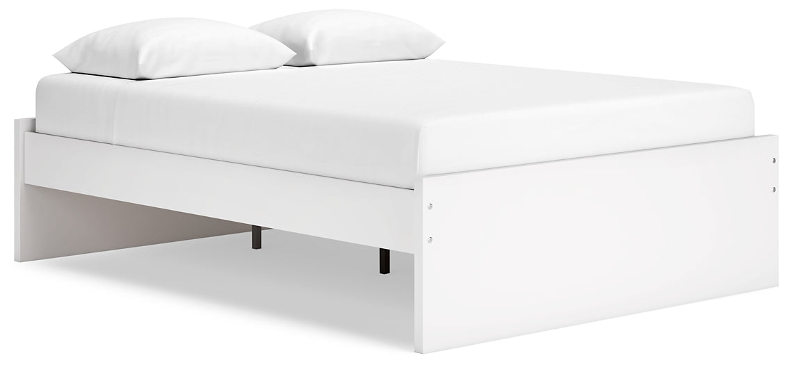 Onita Queen Platform Bed Signature Design by Ashley®