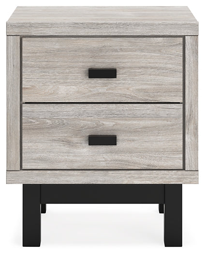 Vessalli King Panel Headboard with Mirrored Dresser and Nightstand Signature Design by Ashley®