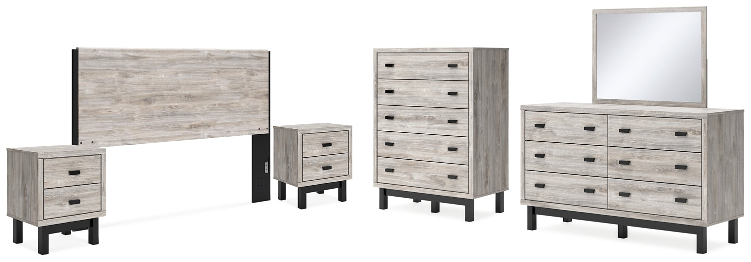 Vessalli King Panel Headboard with Mirrored Dresser, Chest and 2 Nightstands Signature Design by Ashley®