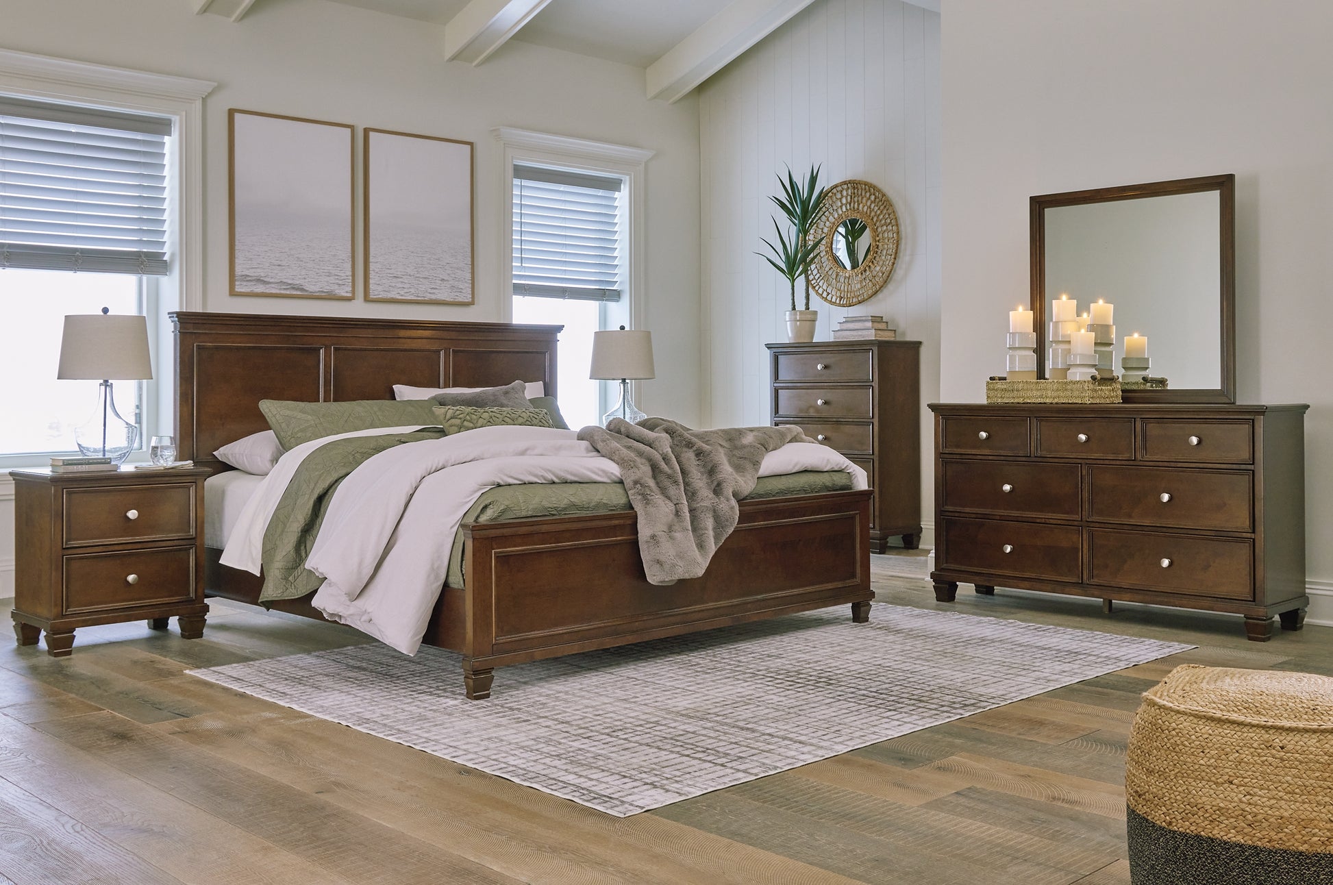 Danabrin King Panel Bed with Mirrored Dresser and Nightstand Signature Design by Ashley®