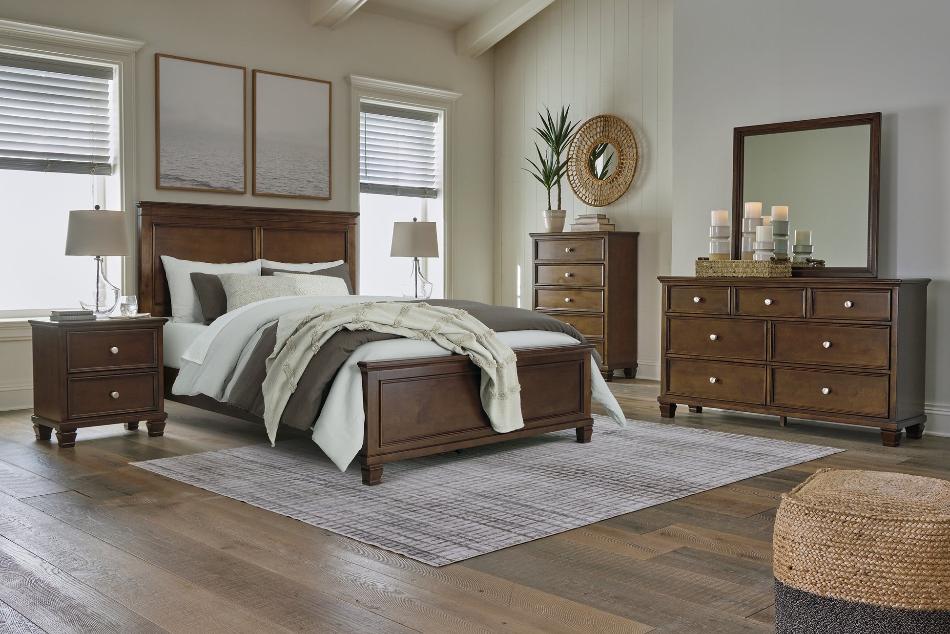 Danabrin Queen Panel Bed with Mirrored Dresser and 2 Nightstands Signature Design by Ashley®