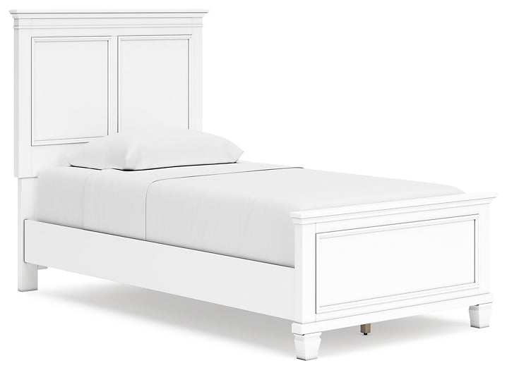 Fortman Twin Panel Bed with Mirrored Dresser, Chest and Nightstand Signature Design by Ashley®