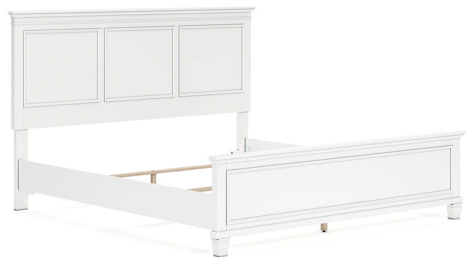 Fortman King Panel Bed with Mirrored Dresser and Chest Signature Design by Ashley®