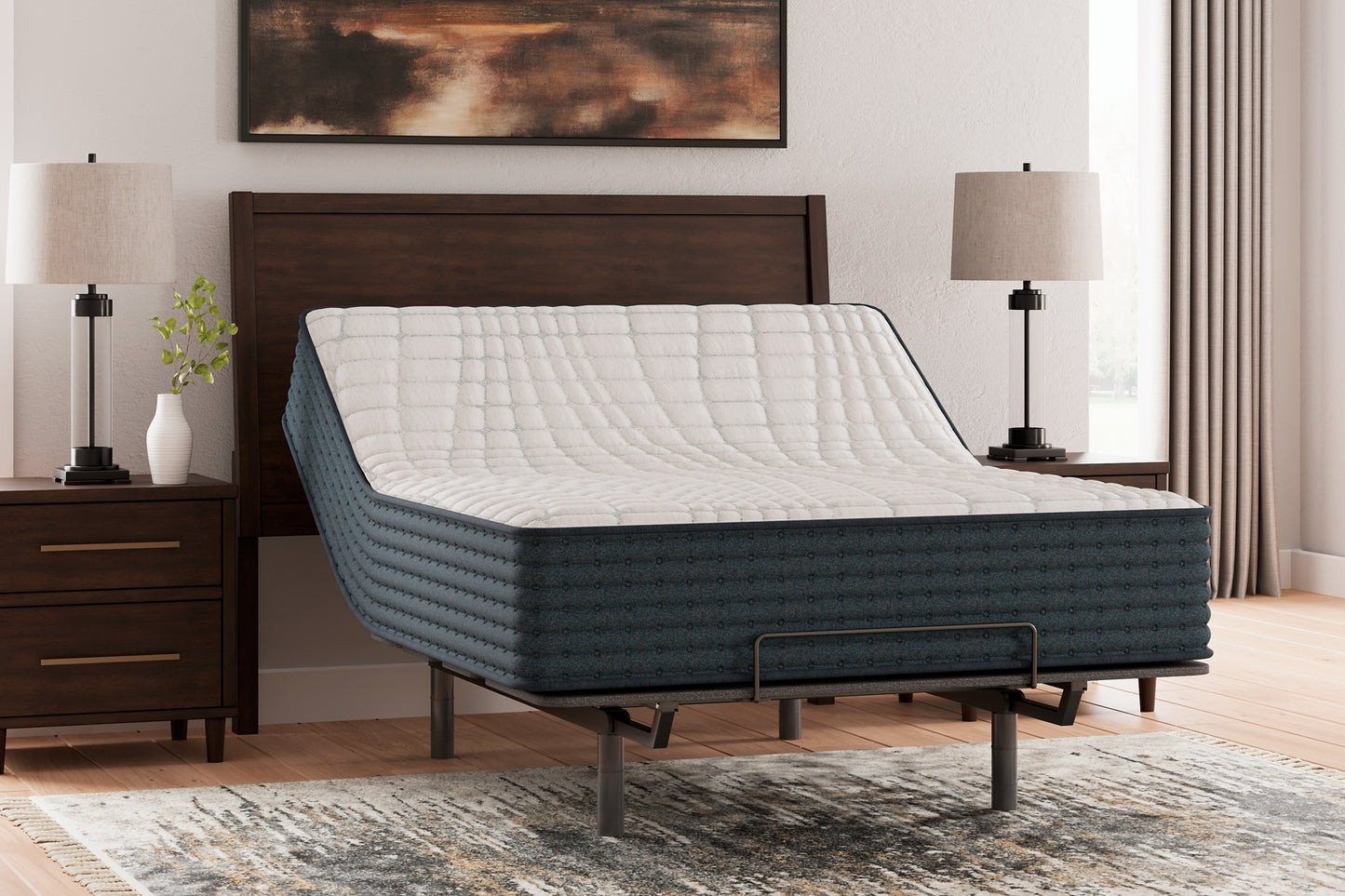 Hybrid 1200 Queen Mattress Sierra Sleep® by Ashley