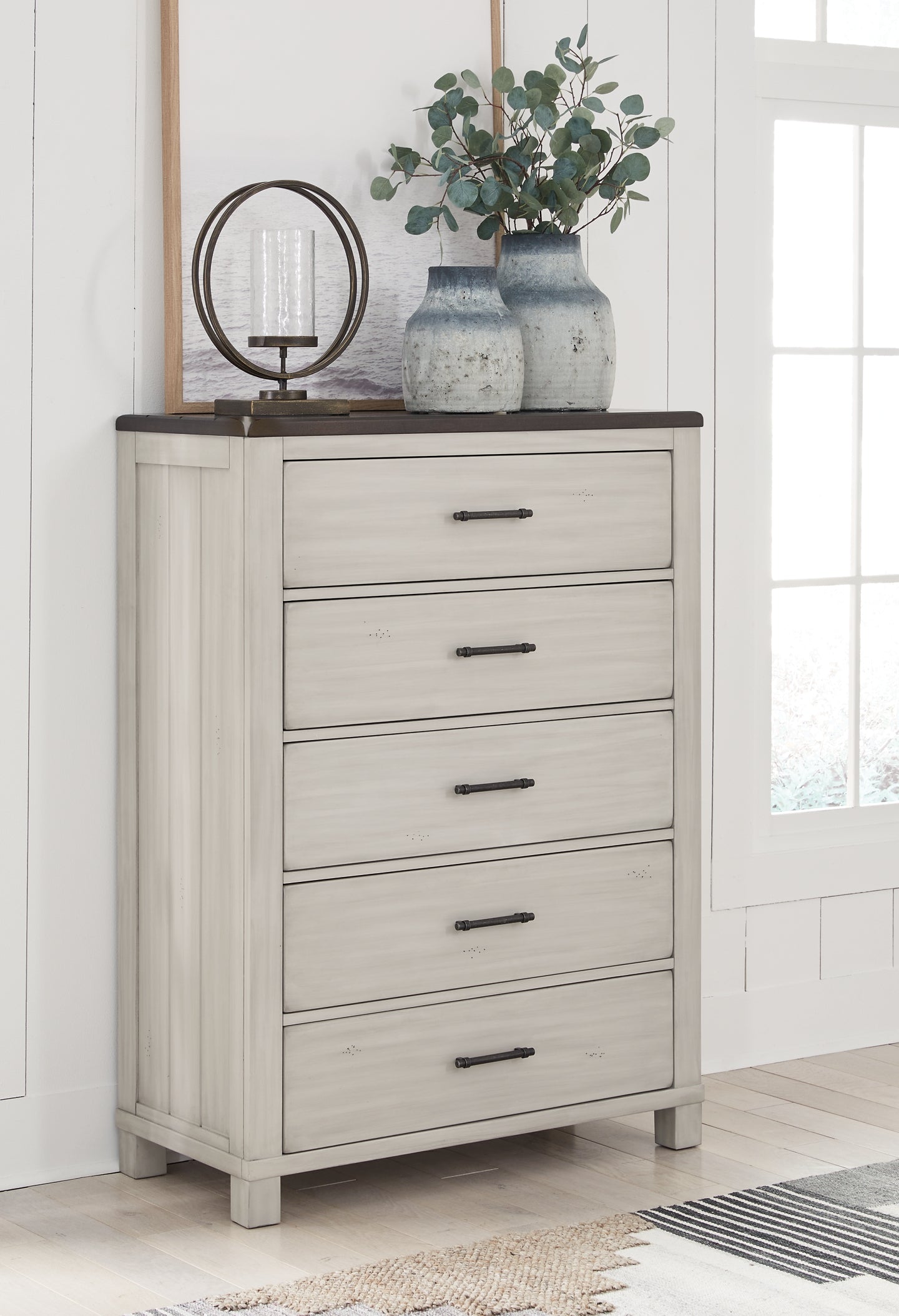 Darborn California King Panel Bed with Mirrored Dresser, Chest and Nightstand Signature Design by Ashley®