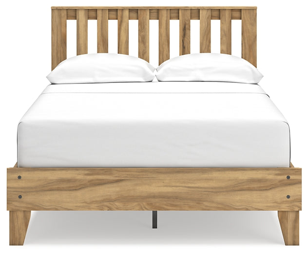 Bermacy Queen Platform Panel Bed Signature Design by Ashley®