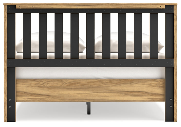 Bermacy Queen Platform Panel Bed Signature Design by Ashley®