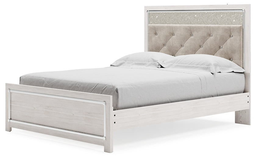 Altyra Queen Panel Bed Signature Design by Ashley®